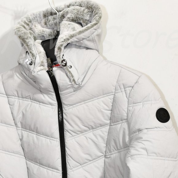 Nautica Ladies' Stretch Puffer Jacket - Picture 7 of 7